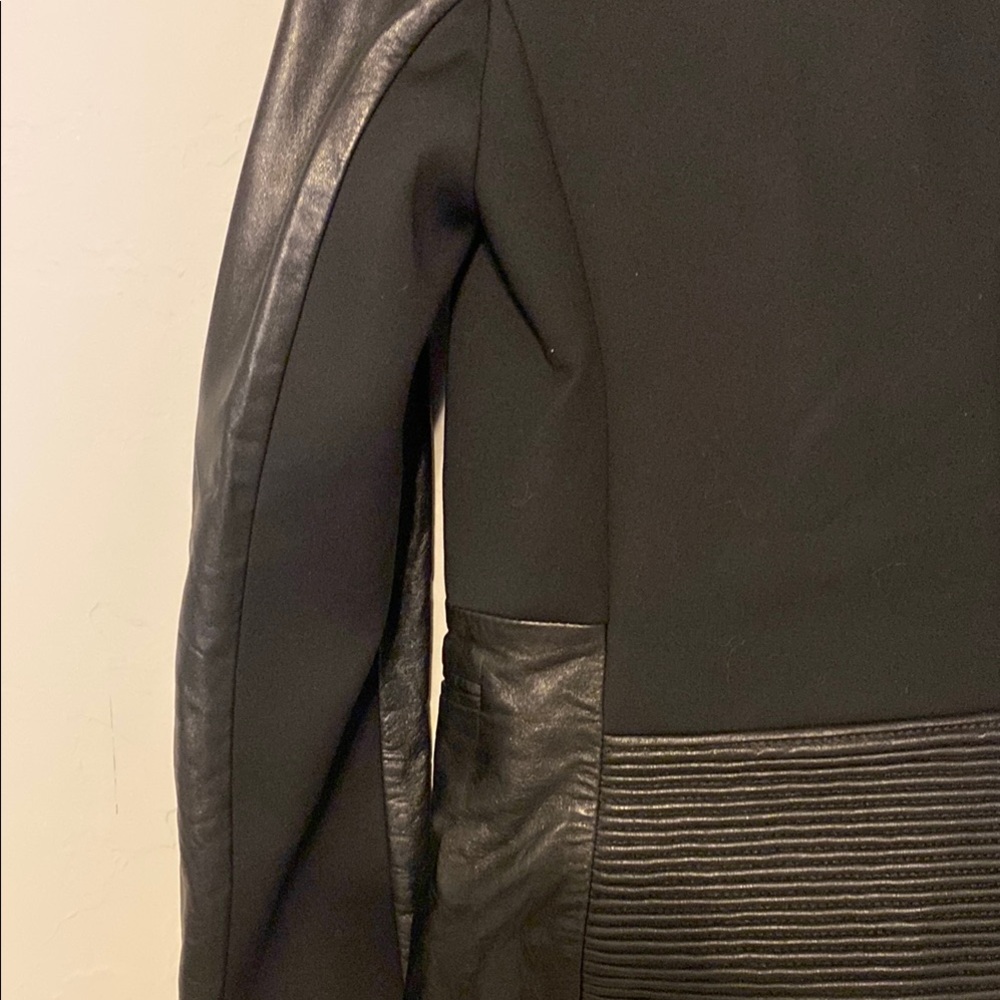 Patrizia Pepe Black Leather Women's Jacket - Picture 3 of 5